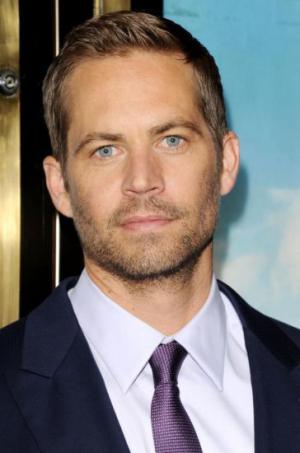 紧急新闻！《速度与激情》男主Paul Walker车祸身亡