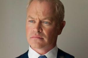 Neal McDonough加盟《绿箭侠 Arrow》饰演上季神秘角色