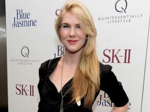 Lily Rabe继续演出《美国恐怖故事 American Horror Story》